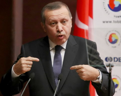 Ərdoğan Tunisdə baş nazir vəzifəsini icra edən Beji Kaid Essebsi ilə görüşüb